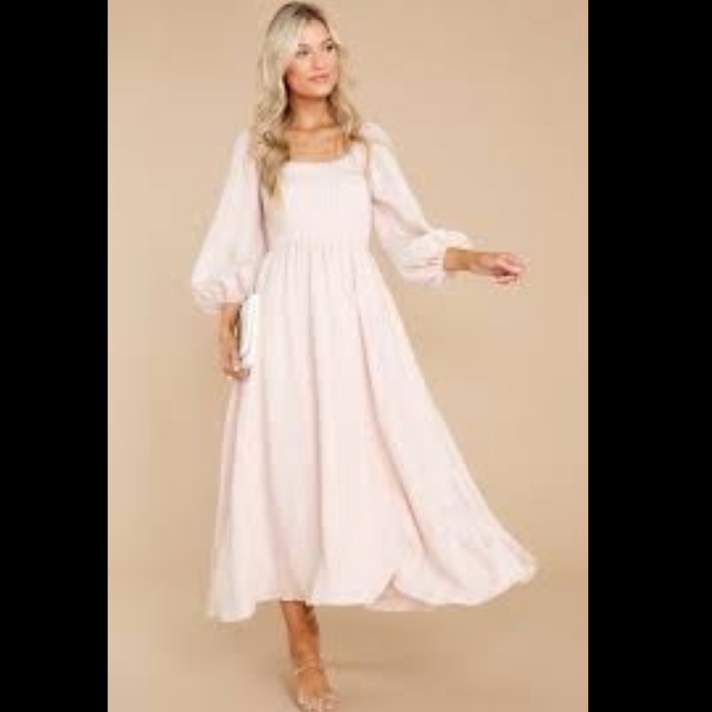 Red Dress Boutique • Blush Midi Dress • New With Tags